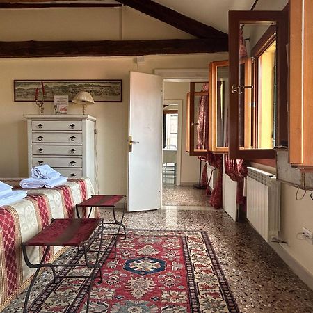 Emanuela'S Flat Lägenhet Venedig Exteriör bild