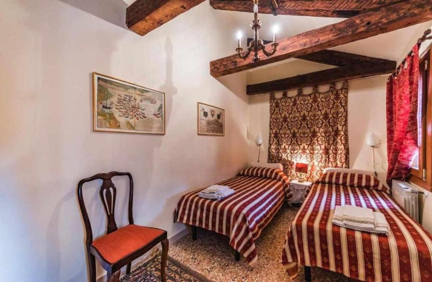 Emanuela'S Flat Lägenhet Venedig Exteriör bild